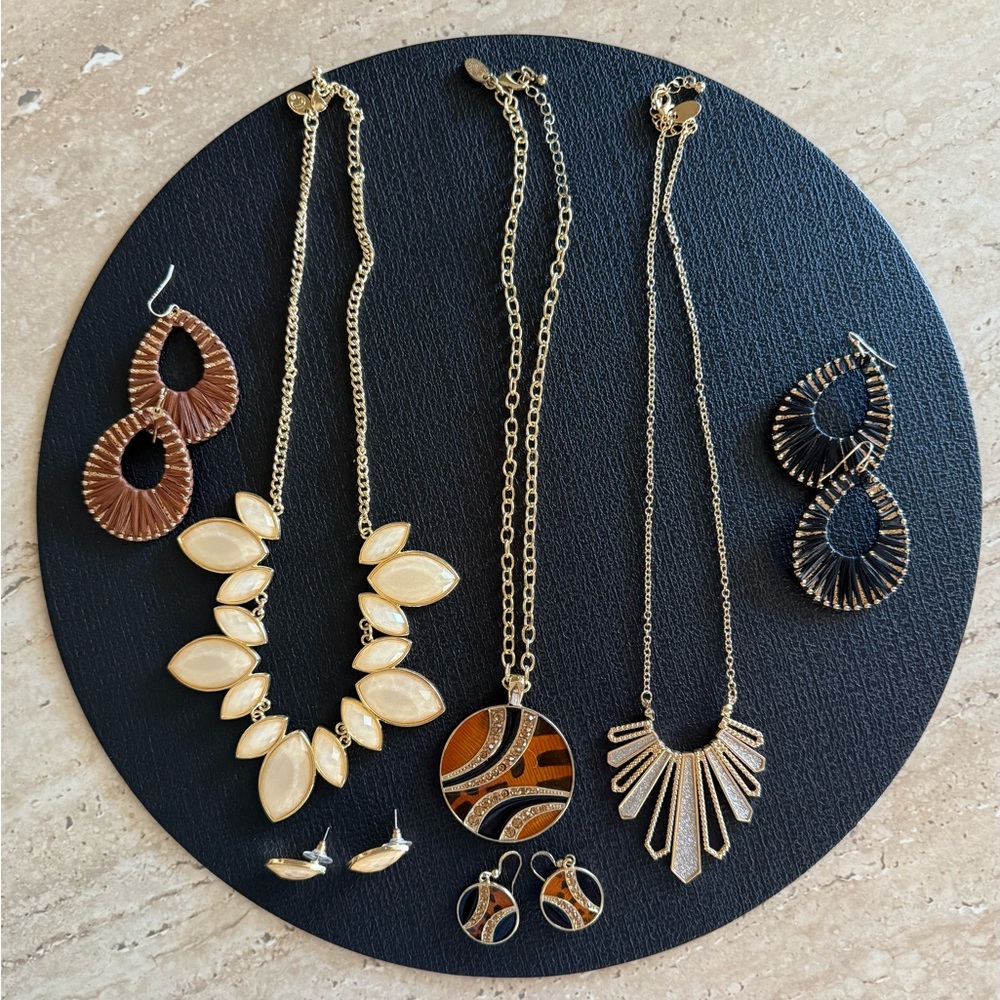 Assorted Women's Jewelry